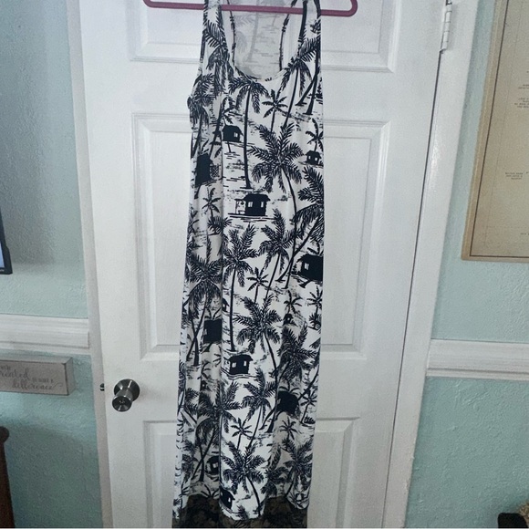 Tommy Bahama Dresses & Skirts - Tommy Bahama Maxi Hawaiian sundress razor back size M